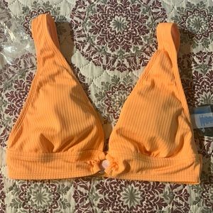 NWT Decree Pull on Swim Top